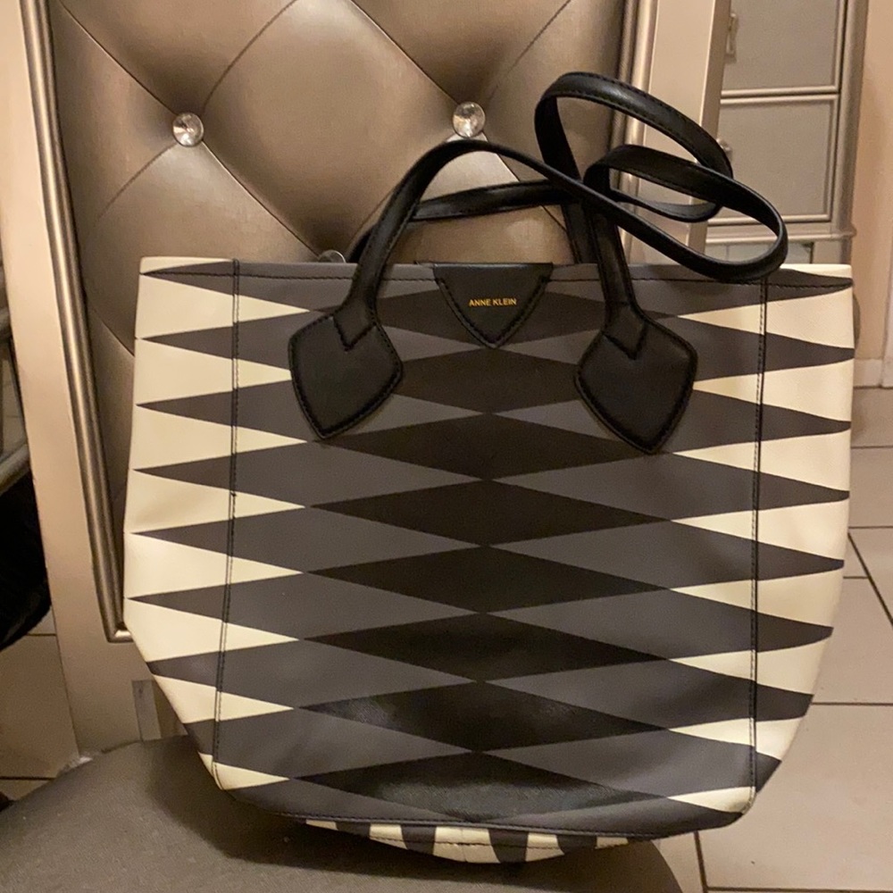 Anne Klein Tote-Brand new